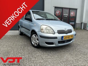 Toyota Yaris 1.3 VVT-iaircovolledig onderhouden!