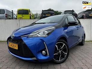 Toyota Yaris 1.5 Hybrid Bi-Tone