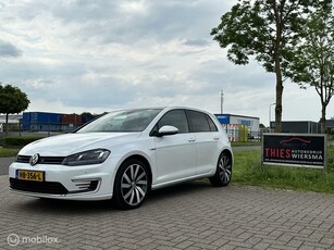 Volkswagen Golf 1.4 TSI GTE/cruise/pano/keyles/apple