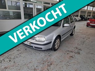 Volkswagen Golf 1.6 Comfortline AUTOMAAT