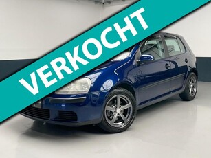 Volkswagen Golf 1.6 FSI Turijn Airco/ElktRmn/NweApk