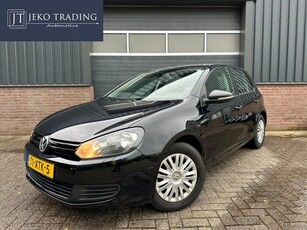 Volkswagen Golf 1.6 TDI Trendline BlueMotion Apple Carplay