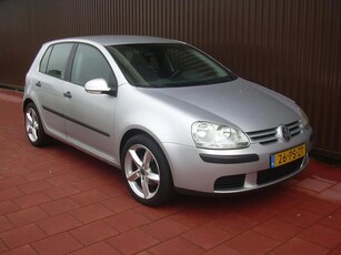 Volkswagen Golf 1.6 Trendline 5 DEURS met AIRCO