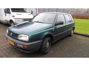 Volkswagen Golf 1.8 CL Orlando motor en automaatbak oke