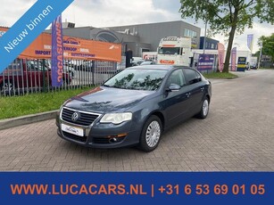 Volkswagen Passat 1.4 TSI Trendline 2X SLEUTEL NIEUWE APK