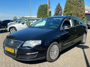 Volkswagen Passat 2.0 FSI Comfortline Sedan Zwart 2007