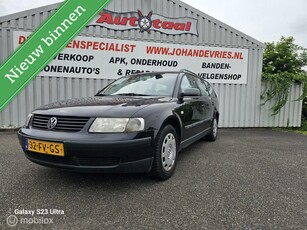 Volkswagen Passat Variant 1.8-5V Comfortline I NAP I Trekhaak