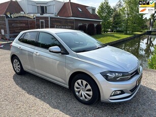 Volkswagen Polo 1.0 MPI Comfortline Navi