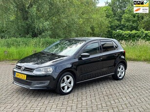 Volkswagen Polo 1.4-16V Comfortline CRUISE I N.A.P I NAVI I