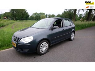 Volkswagen POLO 1.4-16V Comfortline ,AUTOMAAT ....inruil