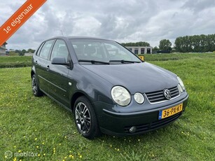 Volkswagen Polo 1.4-16V Highline