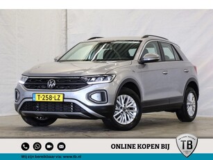 Volkswagen T-Roc 1.5 TSI 150pk DSG Life Navigatie Acc Pdc Virtual Cockpit 136