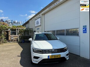 Volkswagen Tiguan 1.4 TSI Connected Series NIEUW MODEL PANO