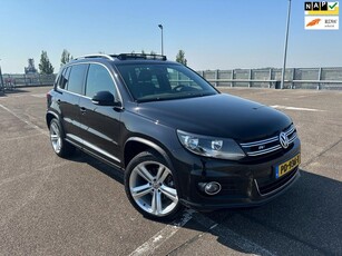 Volkswagen Tiguan 1.4 TSI R-Line/Pano/Navi/Trekh