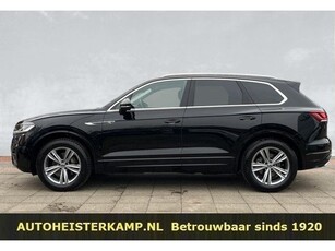 Volkswagen Touareg 3.0 TDI R-Line Grijs Kenteken ACC