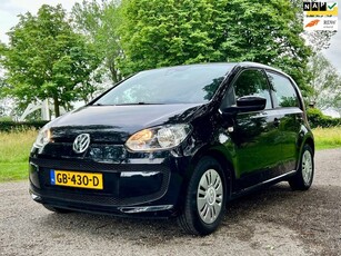 Volkswagen Up! 1.0 move up! BlueMotion Airco + Navi