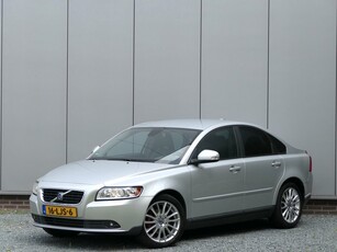 Volvo S40 2.0 Sport Trekhaak / Parkeersensoren / Cruise control