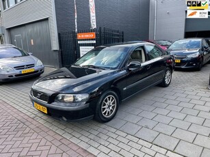 Volvo S60 2.4 Edition Automaat 1e Eigenaar! Airco NAP APK