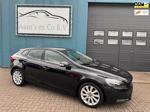 Volvo V40 1.6 D2 Clima Navigatie bi-Xenon Cruise 17