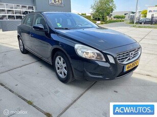 Volvo V60 1.6 D2 Kinetic VAKANTIE AANBIEDING VAN 4950,-