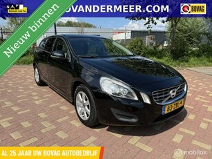 Volvo V60 1.6 T3 Momentum