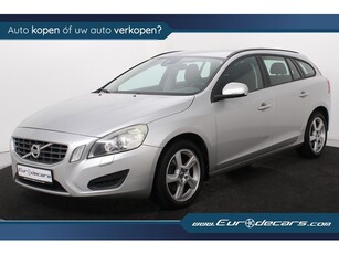 Volvo V60 2.0 D4 Momentum *Navigatie*Stoelverwarming*