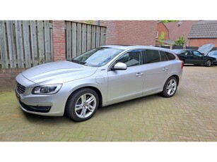 Volvo V60 2.4 D6 AWD Plug-In Hybrid Summum ( met nieuwe