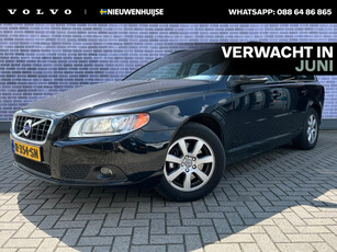 Volvo V70 2.0 T5 | Momentum | Stoelverwarming | Cruise Control | Climate Control | Trekhaak | Dealer Onderhouden