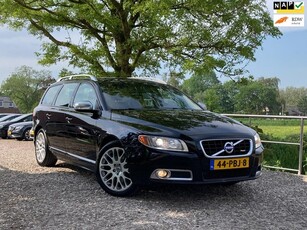 Volvo V70 2.0T R-Edition Automaat + Xenon + Leder nu €