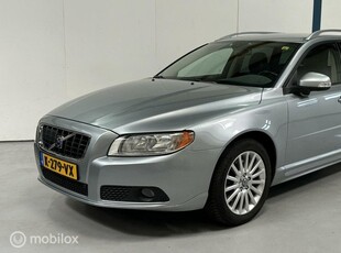 Volvo V70 3.2 Summum ADAPTIVE CRUISE CONTROL / LEER