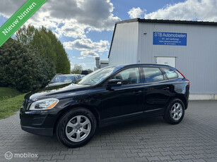 Volvo XC60 2.0T Momentum, Leder, Automaat