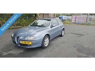 Alfa Romeo 147 1.6 T.Spark Veloce Progression NETTE AUTO