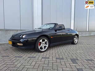 Alfa Romeo Spider 2.0-16V TwinSpark