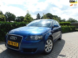 Audi A3 Sportback 1.6 FSI Ambiente , Clima /