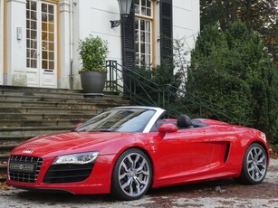 Audi R8 5.2 V10 FSI Cabrio, Keramische remmen (bj 2010)