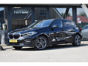 BMW 1-serie 118i Sport line Shadow| AFN. TREKHAAK | APPLE CARPLAY | ANDROID AUTO | NAP | SFEERVERLICHTING