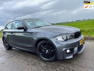 BMW 1-serie / compleet M uitgevoerd / liefhebber