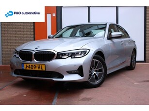 BMW 3-serie 318i Executive Edition TREKHAAK/CAMERA/LED