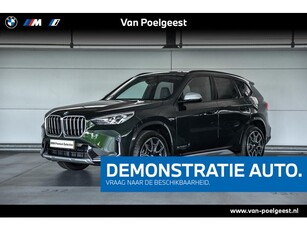 BMW X1 sDrive18i Glazen panoramadak Trekhaak met