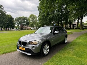 BMW X1 SDrive18i Panoramadak-Navi-Xenon-Clima