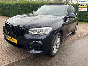 BMW X3 SDrive18d High Executive M styling panorama schuifdak