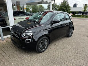 Fiat 500 Icon 42 kWh (bj 2022, automaat)