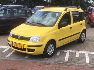 Fiat Panda 1.2 Active FEL GEEL , TREKHAAK/ NW APK / CENTR