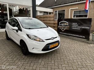 Ford Fiesta 1.25 Limited nieuwe apk keuring bij levering