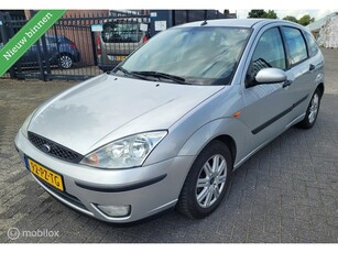 Ford Focus 1.6-16V First Edition