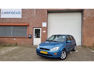 Ford Focus 1.6-16V Ghia NAP 1e eigenaar Trekhaak Airco