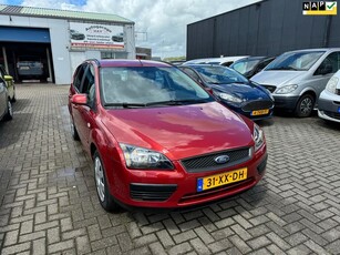 Ford Focus Wagon 1.6-16V Trend