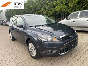 Ford FOCUS Wagon 1.6 TDCi Euro5 *CLIMA *CRUISE *PDC *NAVI