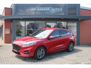 Ford Kuga **** VERKOCHT **** Camera Trekhaak Carplay