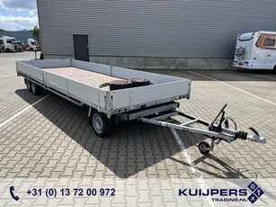 Hulco R2 / Plateau AHW 611 x 203 cm / 3 as / Zijborden /